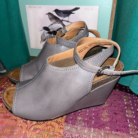 Mark Jenkins Crystal Leather Wedges Sz 39/8.5 - Picture 3 of 12